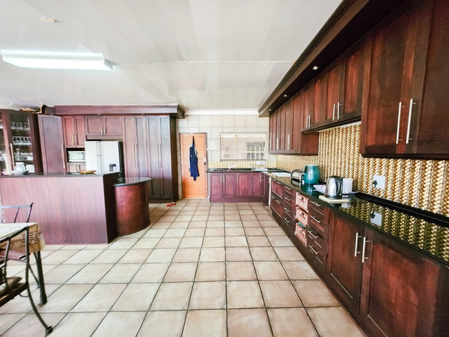 4 Bedroom Property for Sale in Stilfontein Ext 4 North West